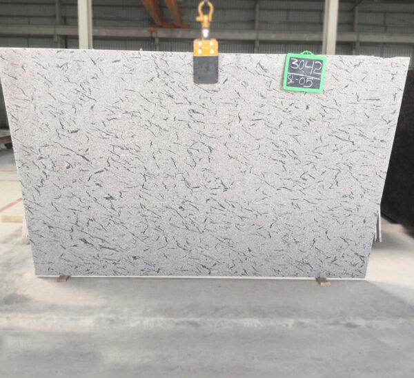 French White Granite - Image 3