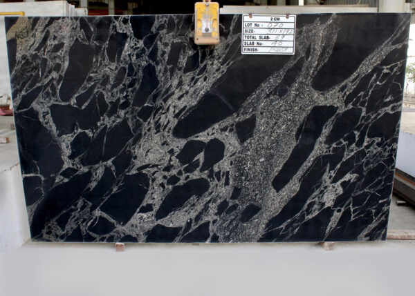 Magma Gold Granite - Image 2